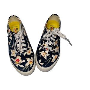 SEAVEES black floral canvas sneakers size 6.5
